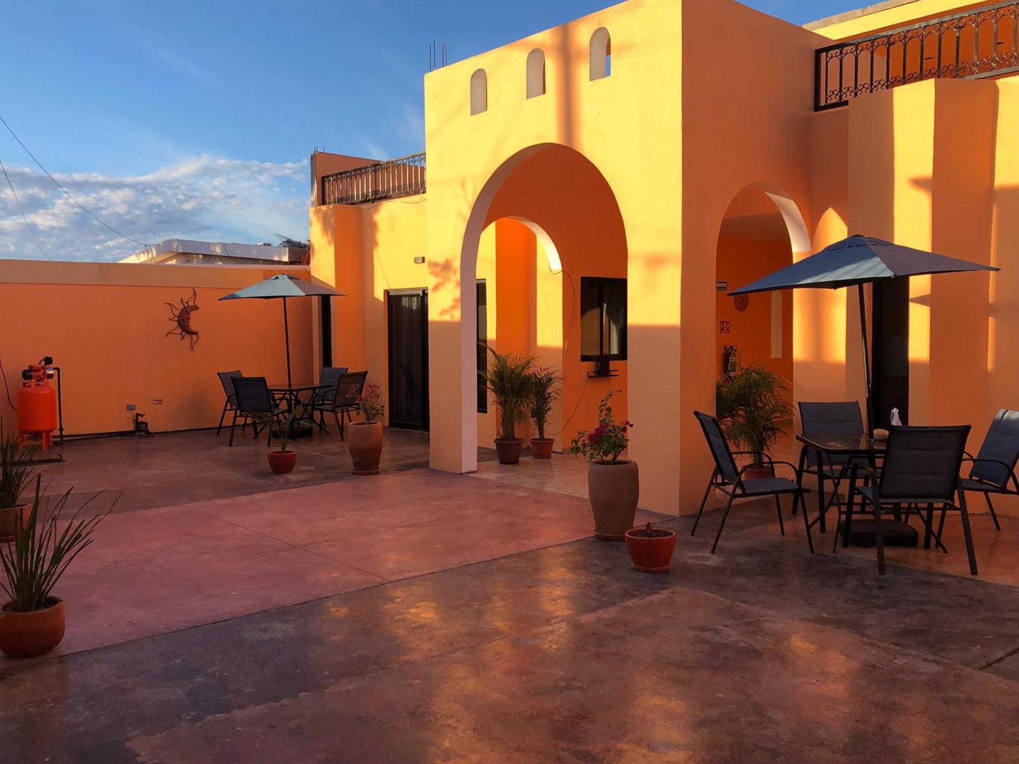 Tres Iguanas Apart Hotel - New, Cozy & Spacious Flats, Short Walk To Beach Loreto  Exterior photo