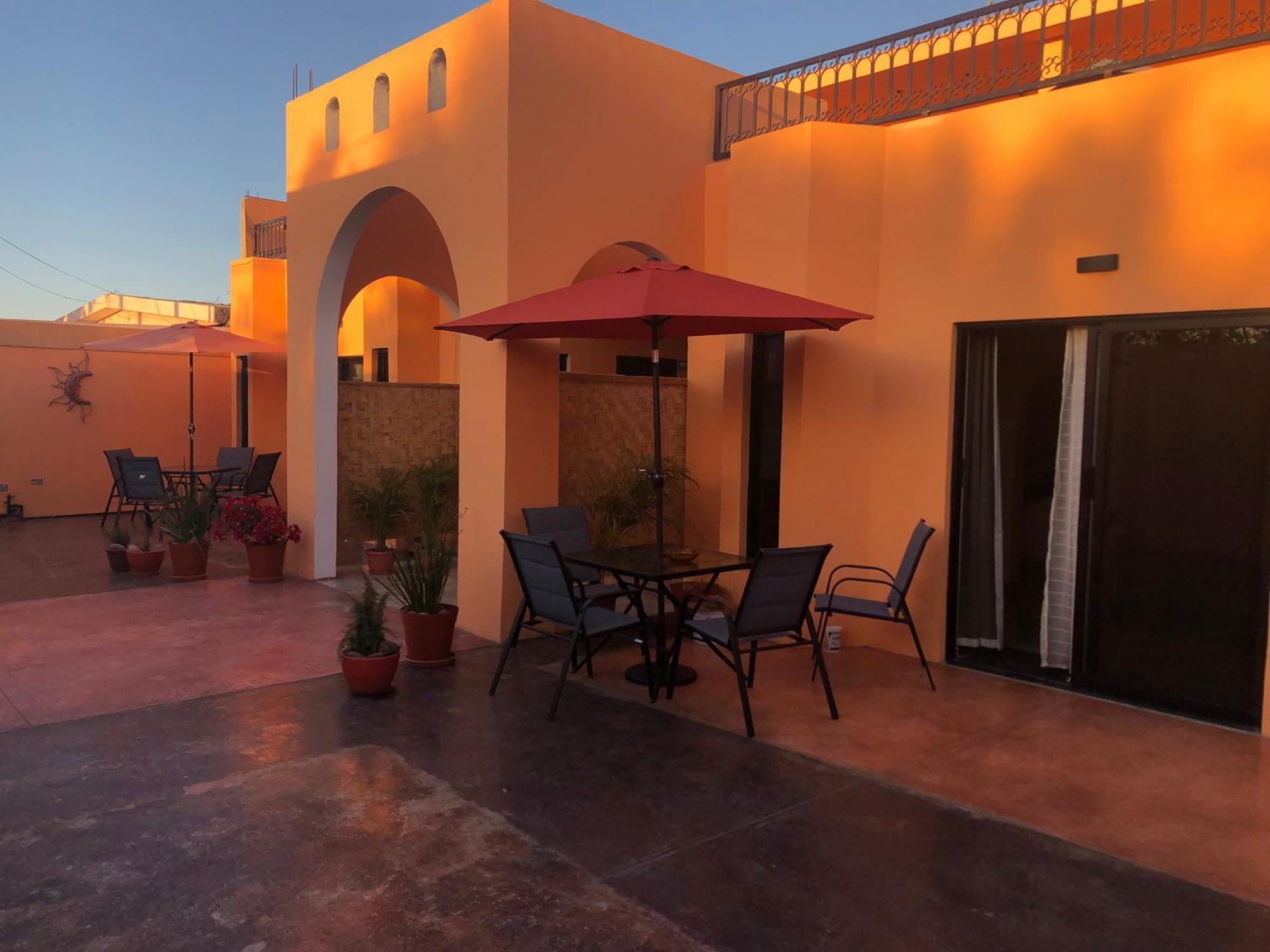Tres Iguanas Apart Hotel - New, Cozy & Spacious Flats, Short Walk To Beach Loreto  Exterior photo