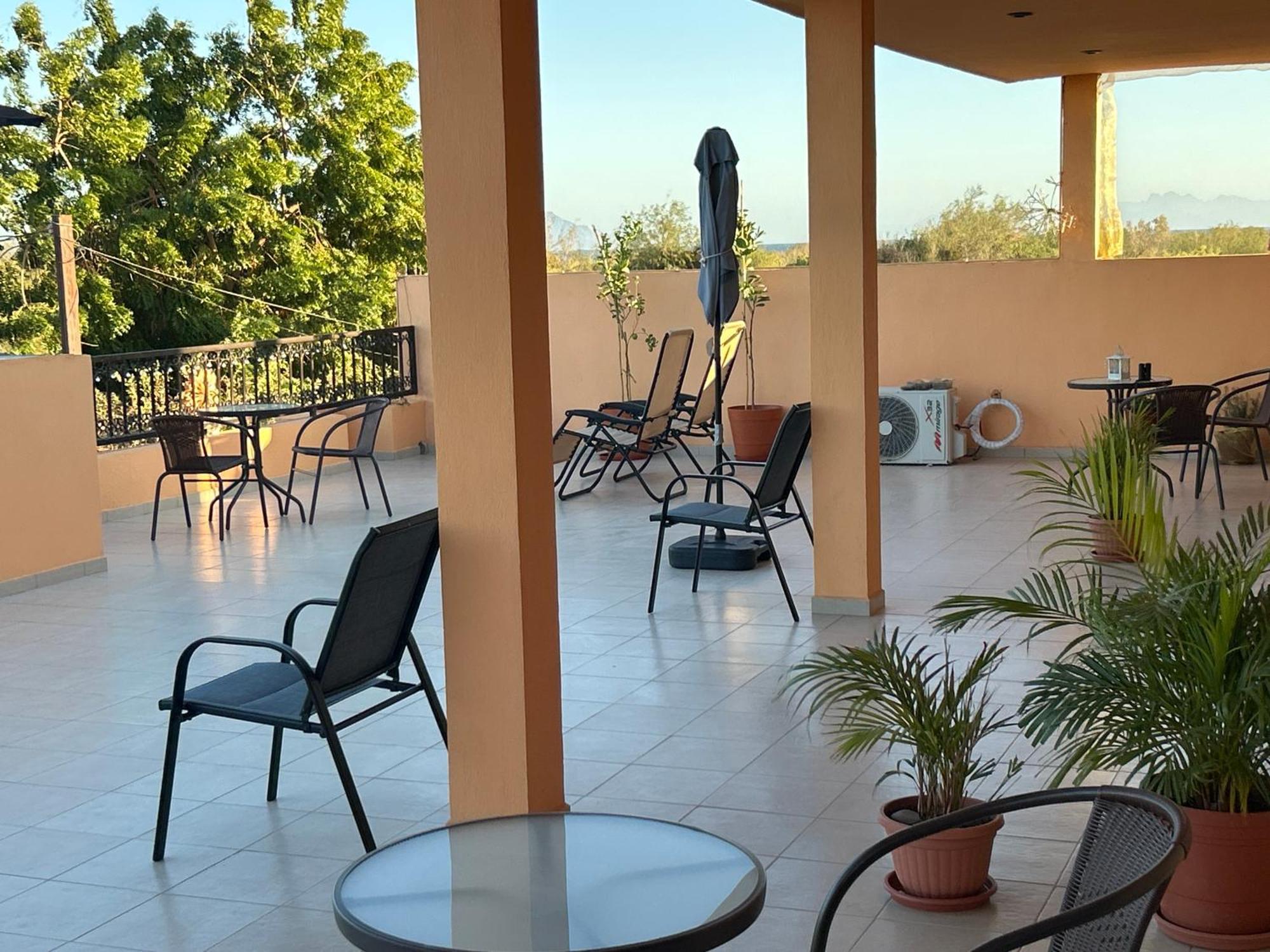 Tres Iguanas Apart Hotel - New, Cozy & Spacious Flats, Short Walk To Beach Loreto  Exterior photo