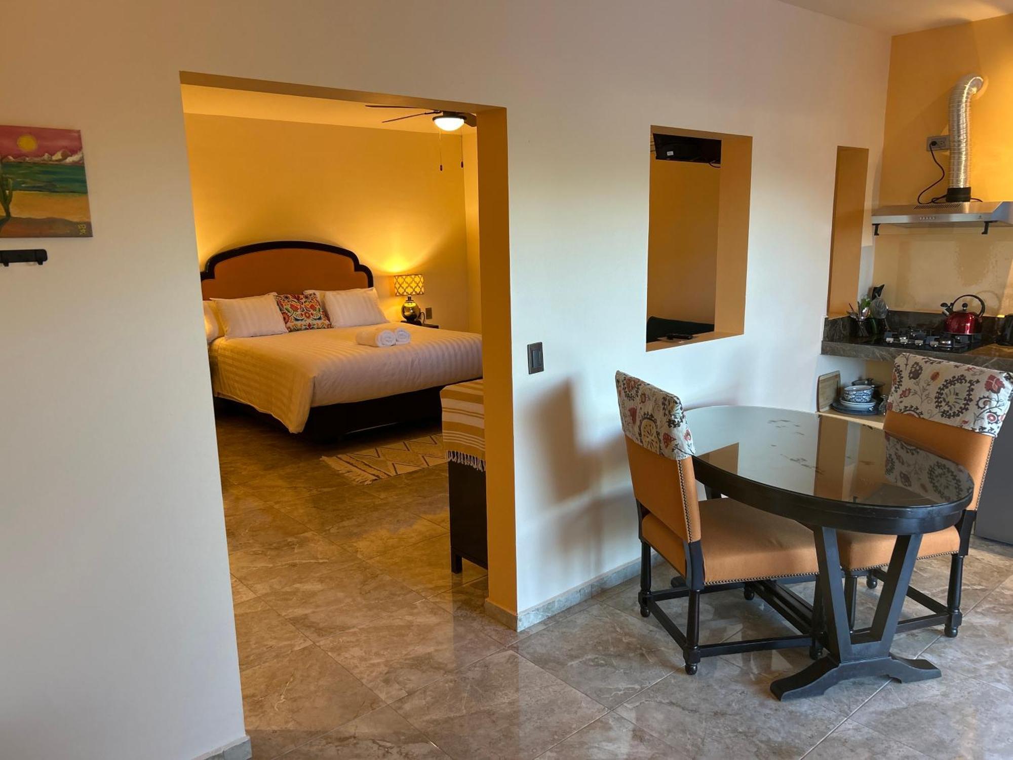 Tres Iguanas Apart Hotel - New, Cozy & Spacious Flats, Short Walk To Beach Loreto  Exterior photo